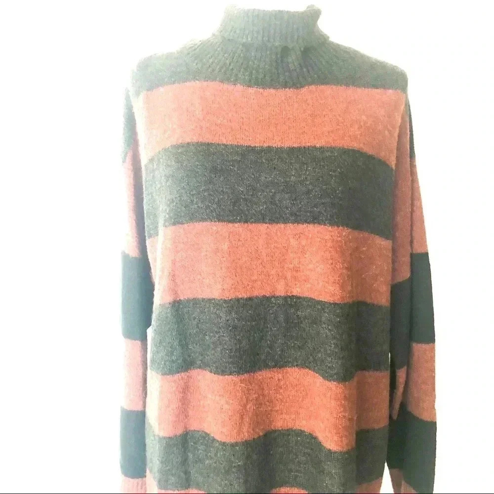 Treasure and Bond color‎ block tunic sweater